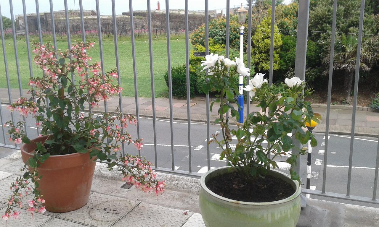 By The Sea Bed And Breakfast WTA WTA Eastbourne Exterior foto