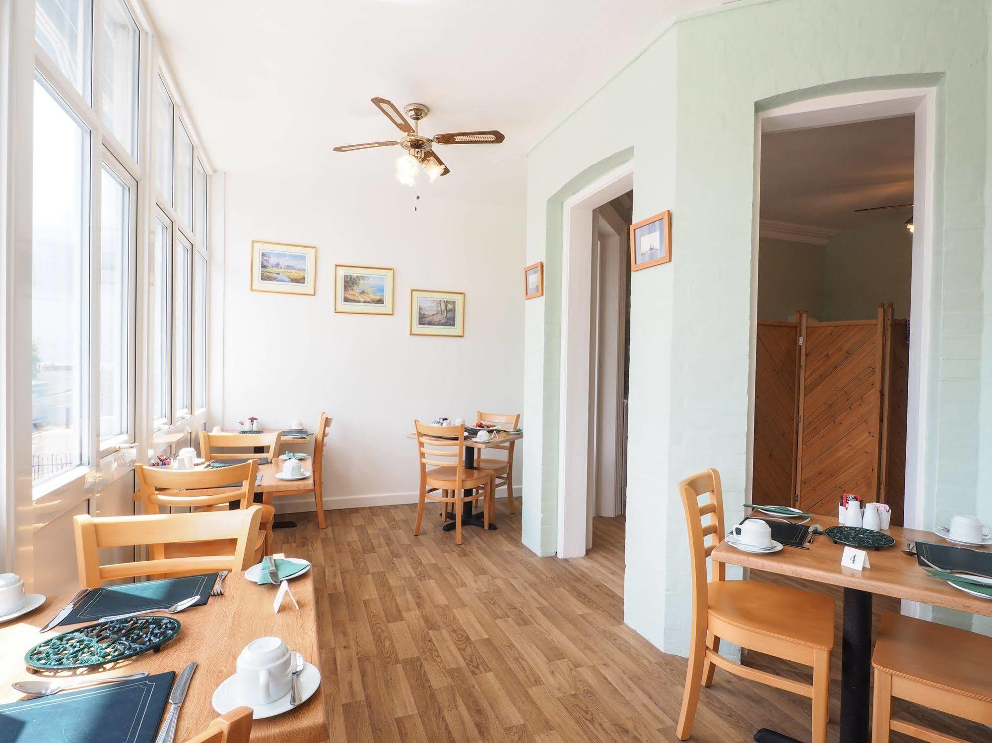 By The Sea Bed And Breakfast WTA WTA Eastbourne Exterior foto